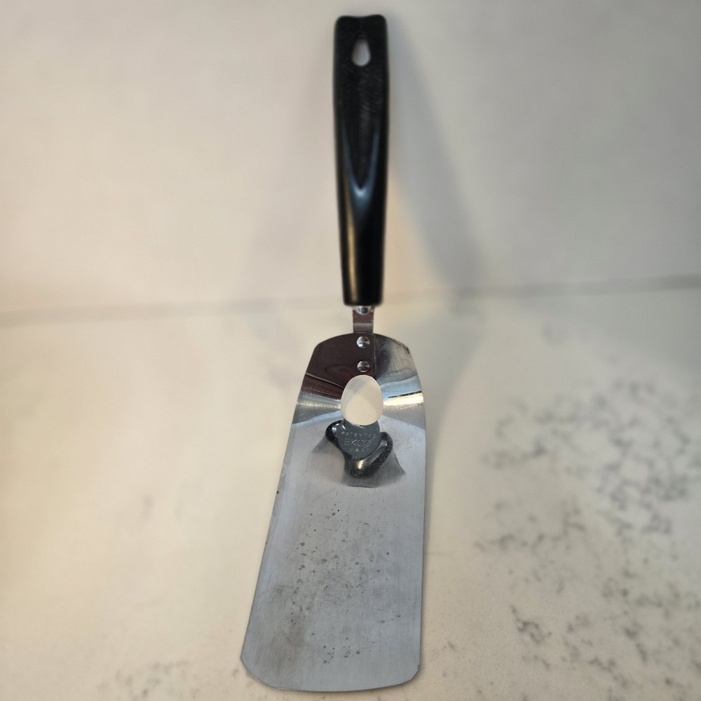 Vintage EKCO Spatula‎ Turner Flipper Flexible Grease Drain Hole Black Handle USA